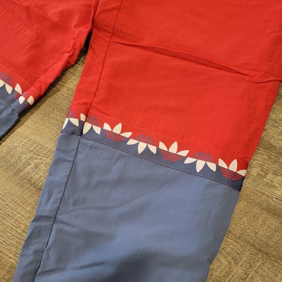 ADIDAS | Adicolor Sliced Trefoil Track Pants | Sz. L - Picture 6 of 10